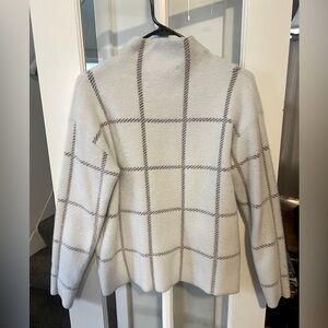 Cozy Plaid Sweater Large